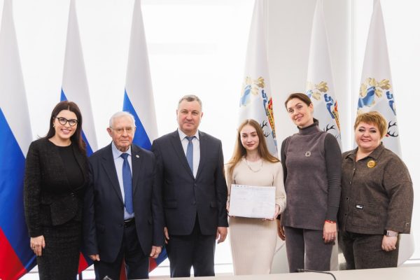 Выпускникам Малой академии управления вручили дипломы в регионе