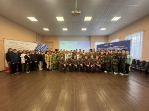 Ветеран СВО провел урок мужества в оздоровительном лагере «Чайка»