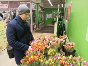 Флорист Альховская рассказала, какие цветы простоят дольше остальных