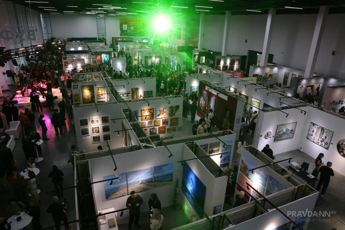 Глеб Никитин отреагировал на жалобы о больших очередях на выставку «АРТ&nbsp;МИР»