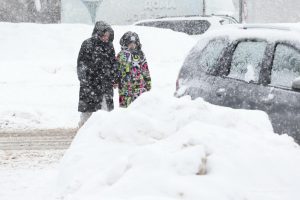 В Госавтоинспекции напомнили, куда сообщать о проблемах на дороге