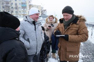 Александр Воложанин