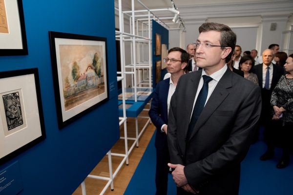 Глеб Никитин принял участие в открытии выставки, посвященной 130-летию НГХМ и 30-летию нижегородского кампуса НИУ&nbsp;ВШЭ