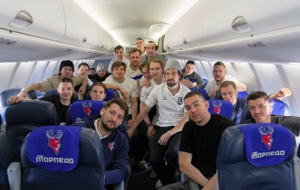 Хоккеисты нижегородского «Торпедо» не могут вылететь из Череповца