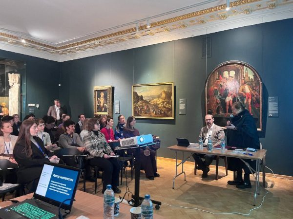 В Нижегородском художественном музее проходит семинар «Автор неизвестен»