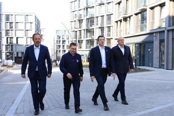 Дмитрий Чернышенко и Владимир Якушев оценили работу ИТ-кампуса «НЕЙМАРК»