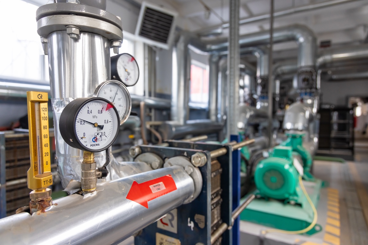 «Теплосети» проводят гидропневматическую очистку сетей в Автозаводском районе