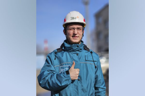 Будущие энергетики практикуются на предприятиях Эн+