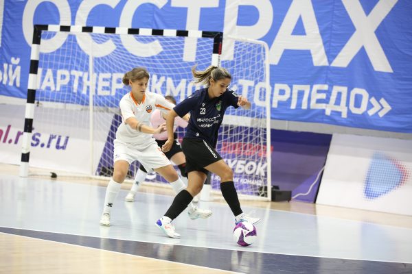 «Норманочка» упустила победу в матче чемпионата России против «Кристалла»