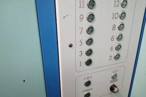 Нижегородцам объяснили, можно ли отказаться от платы за лифт или мусоропровод