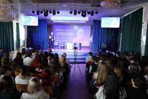 Эксперт по риторике Тамара Карташева встретилась с нижегородскими студентами в проекте «Чтецкие программы»