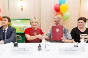 Максим Волков