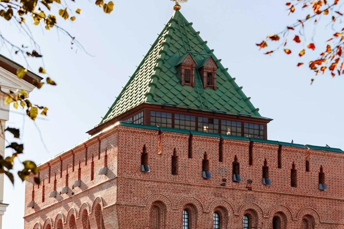 Круговой маршрут по боевому ходу стены открылся в Нижегородском кремле