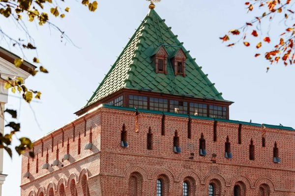 Круговой маршрут по боевому ходу стены открылся в Нижегородском кремле