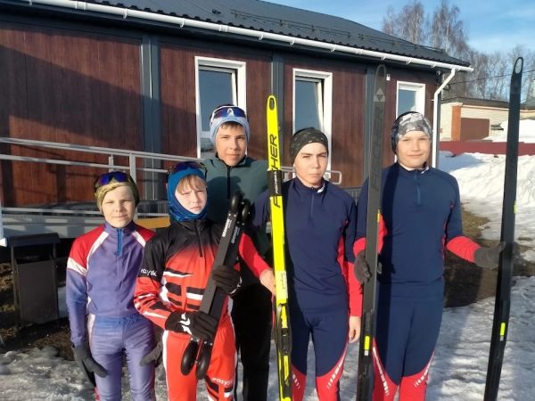 Спортивный инвентарь приобрели при поддержке ЛУКОЙЛа