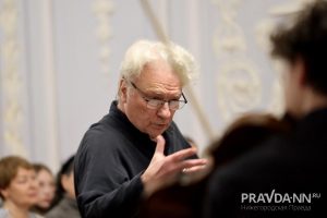 Александр Воложанин