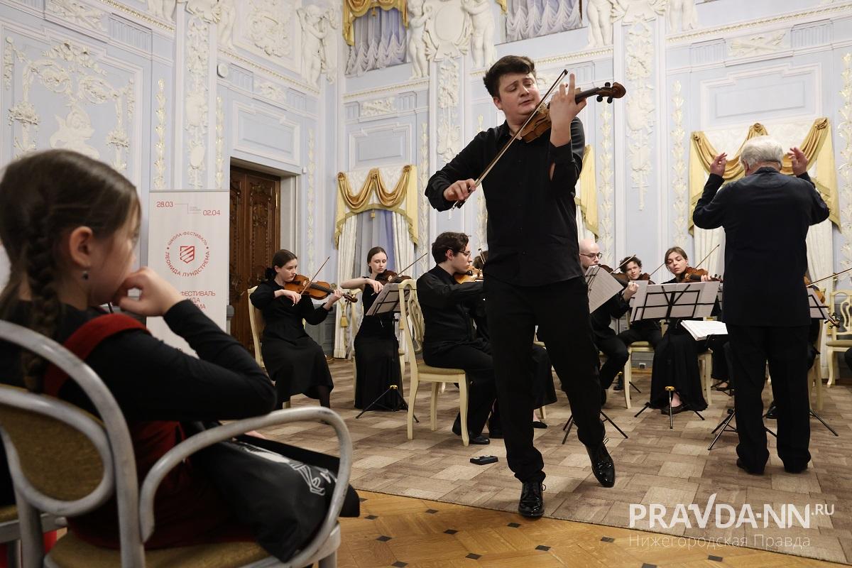 Александр Воложанин