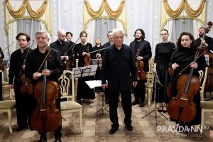 Александр Воложанин