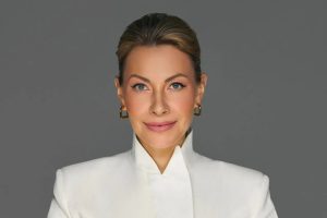 Наталья Суханова поздравила работников культуры