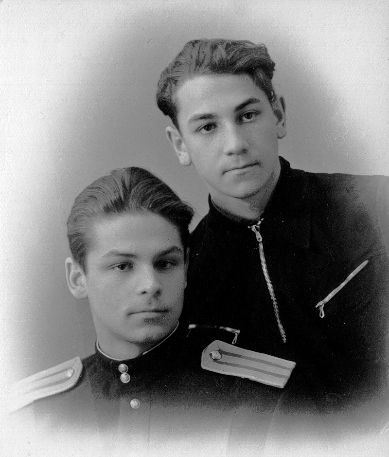 Герард и Анатолий Васильевы к творческим профессиям пришли не сразу