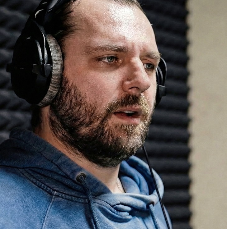 Антон Савенков