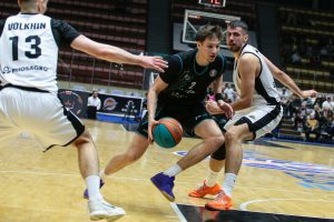 Баскетболисты «Пари НН» одержали волевую победу в Саратове