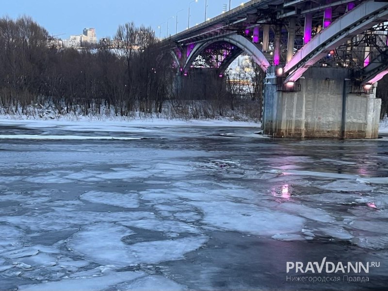 Ледоход начался на Оке в Нижнем Новгороде