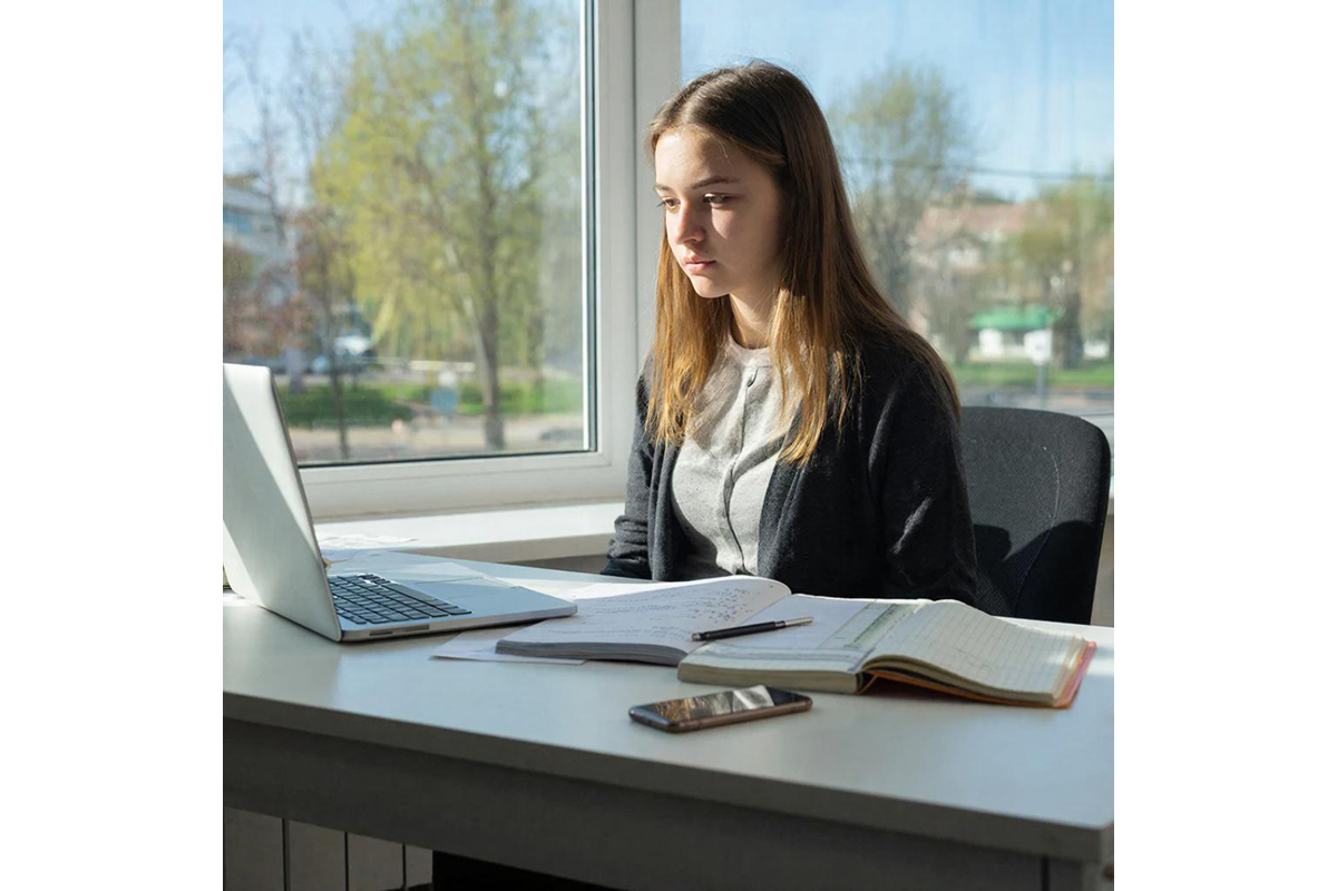 ИИ-ассистенты МТС помогут молодежи в учебе и создании изображений