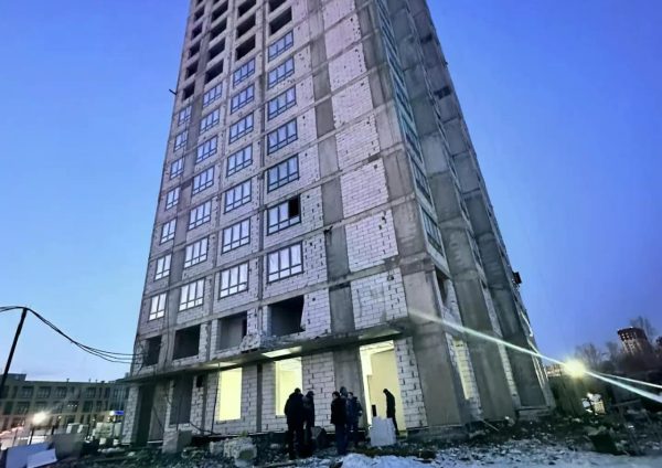 Уголовное дело возбудили из-за гибели рабочих, упавших с 27 этажа в шахту&nbsp;лифта