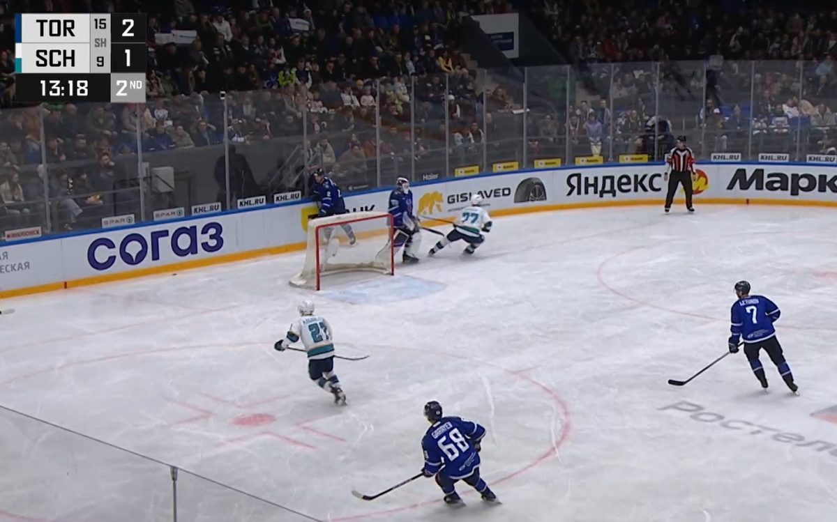 Нижегородского хоккеиста Дениса Костина оштрафовали за симуляцию на&nbsp;матче