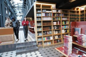 Книг стало меньше? Почему маркетплейсы вытесняют книжные магазины