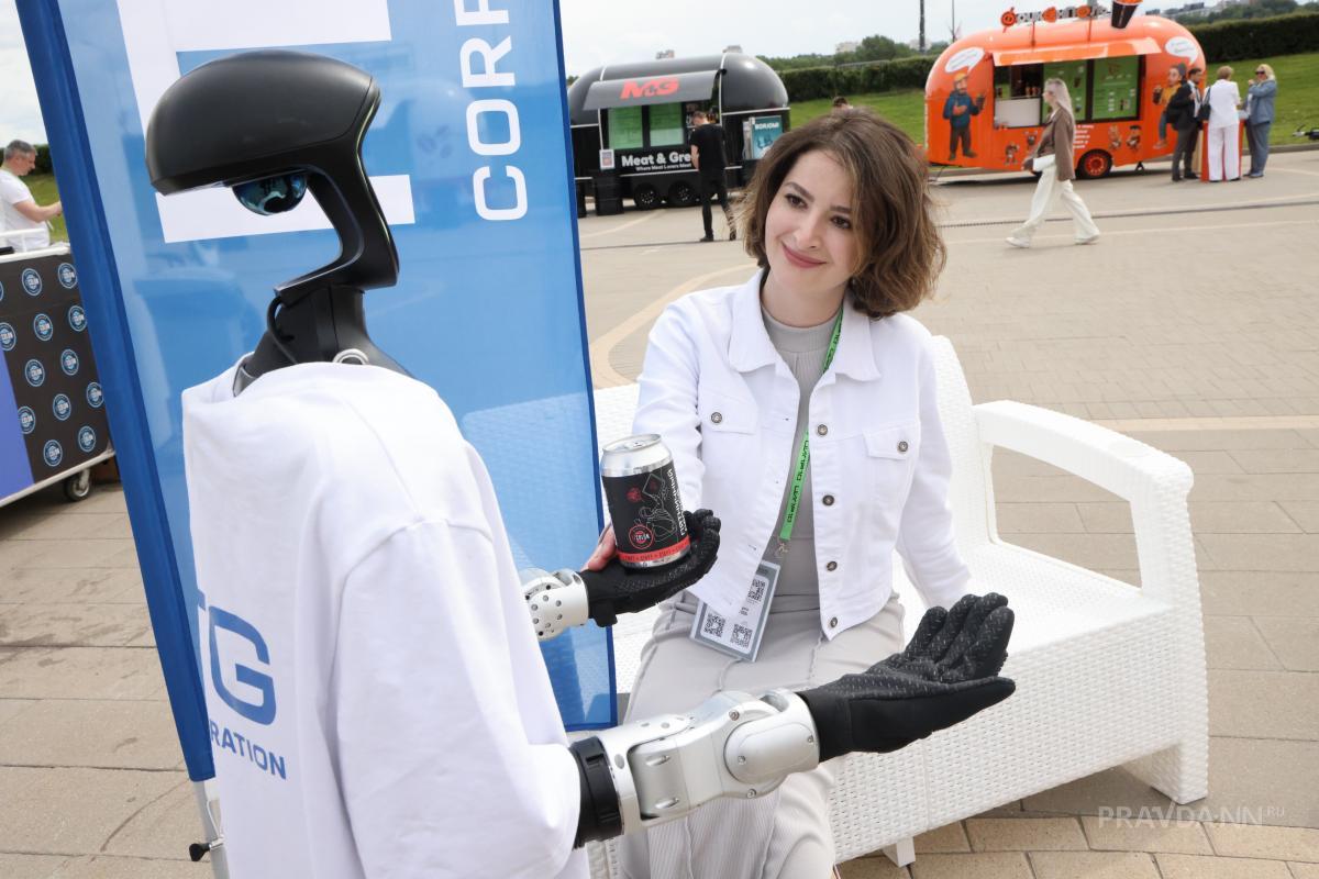 Нижегородский математик Золотых рассказал, грозит ли миру восстание роботов