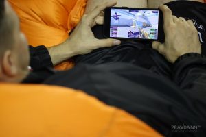 «Лёгкие задания» оборачиваются реальными сроками: как подростков вербуют для преступлений