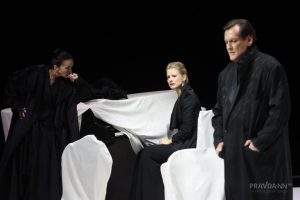 Спектакль «Каренина.Процесс». Театр Наций в ТЮЗе