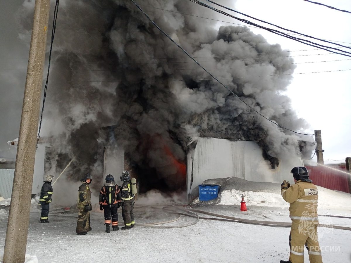 Производственный цех по изготовлению свечей загорелся в Балахнинском округе