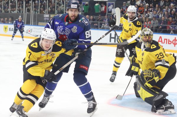 Одна победа отделяет «Торпедо» от четвертьфинала КХЛ