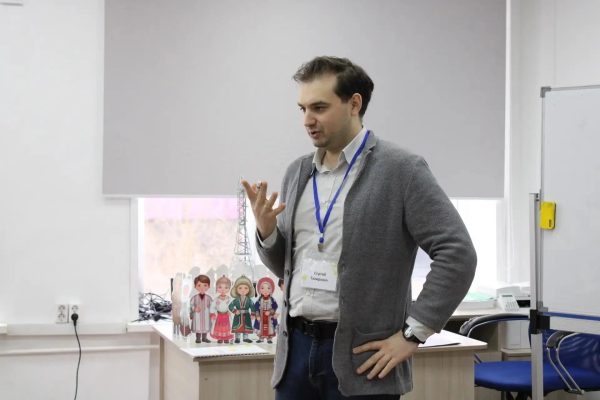 Преподаватель Сергей Хамраев представит регион в финале конкурса «Мастера года»