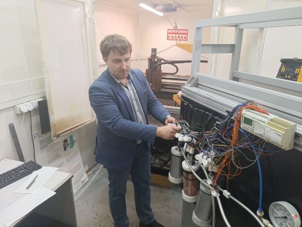 Инженеры НГТУ научились менять «рецепт» металла во время печати на 3D-принтере