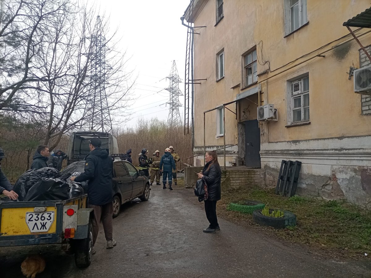 Дранишников опроверг слухи о расселении дома с трещиной в Балахне