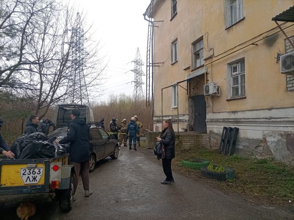 Дранишников опроверг слухи о расселении дома с трещиной в Балахне