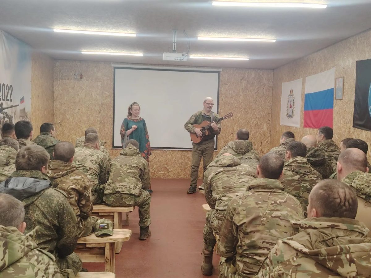 Нижегородские артисты доставили помощь и выступили в зоне&nbsp;СВО