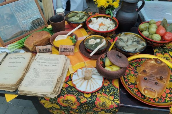 «Еда как искусство»: фестиваль «Арзамасский трактирщикъ» посвятили 250-летию художника Александра Ступина