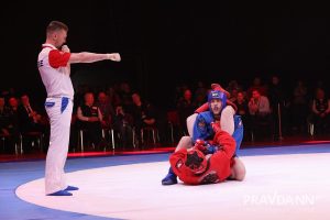 Александр Воложанин