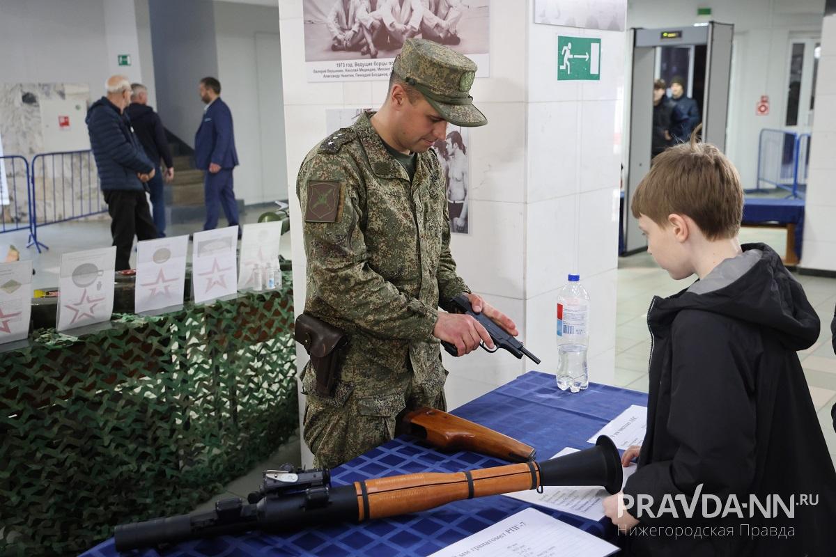Александр Воложанин