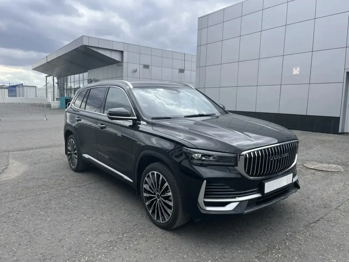 Глеб Никитин похвастался новым автомобилем Volga