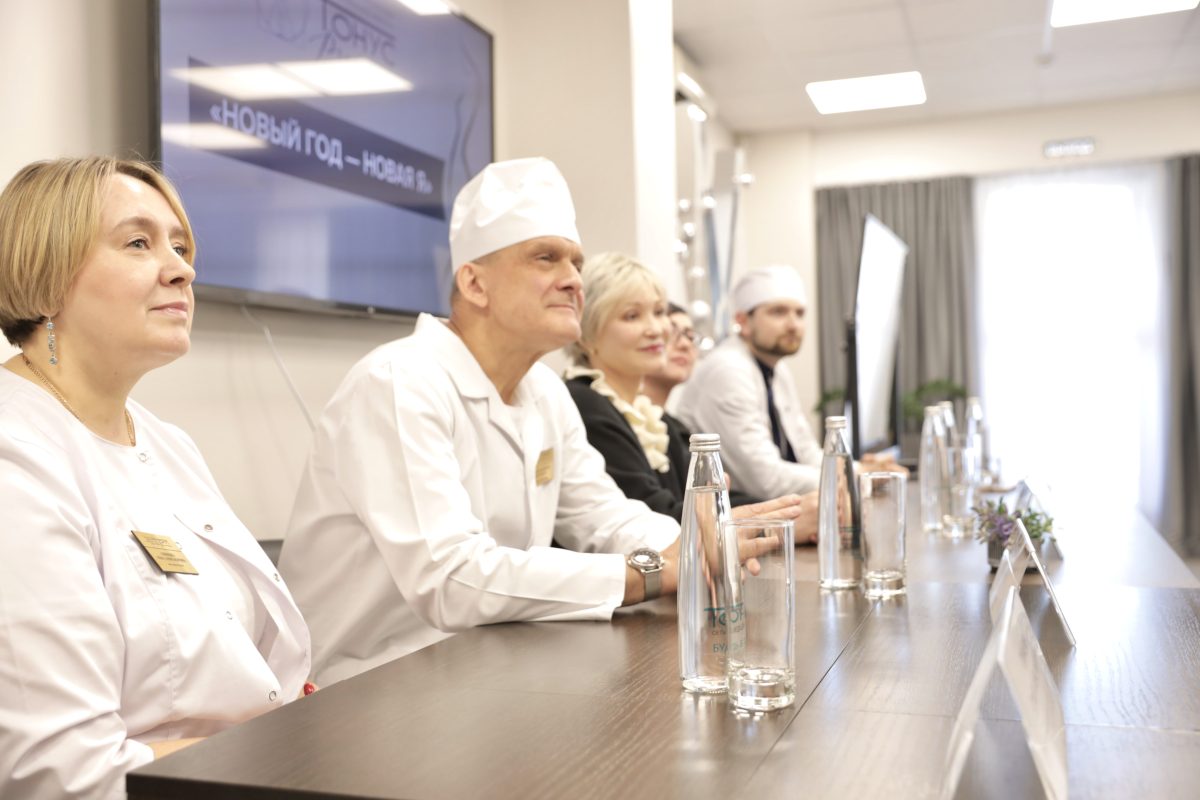 Нижегородские врачи помогли избавиться пациентке от 4 кг лишней кожи