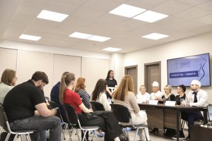 Максим Волков