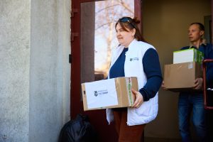 Соцучастковые передали дополнительную партию гуманитарной помощи для бойцов