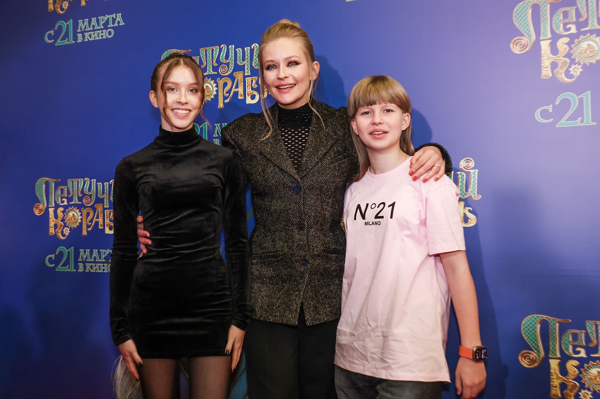 Мошенники пытались обмануть дочерей знаменитых актрис