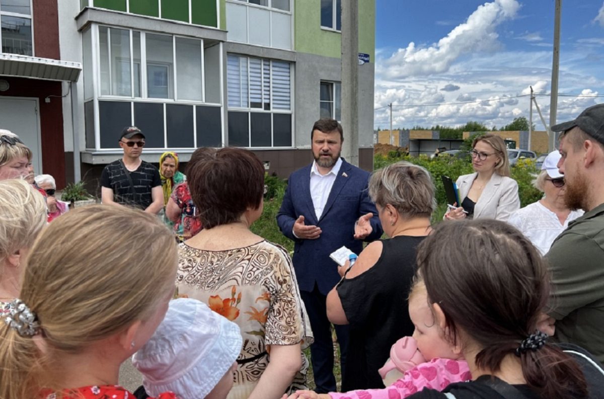 Алексей Ларин